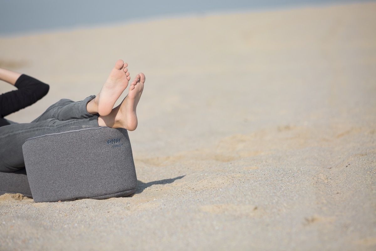 Piasek, słońce i produkty. Sesja fotograficzna dla Ema Koncept