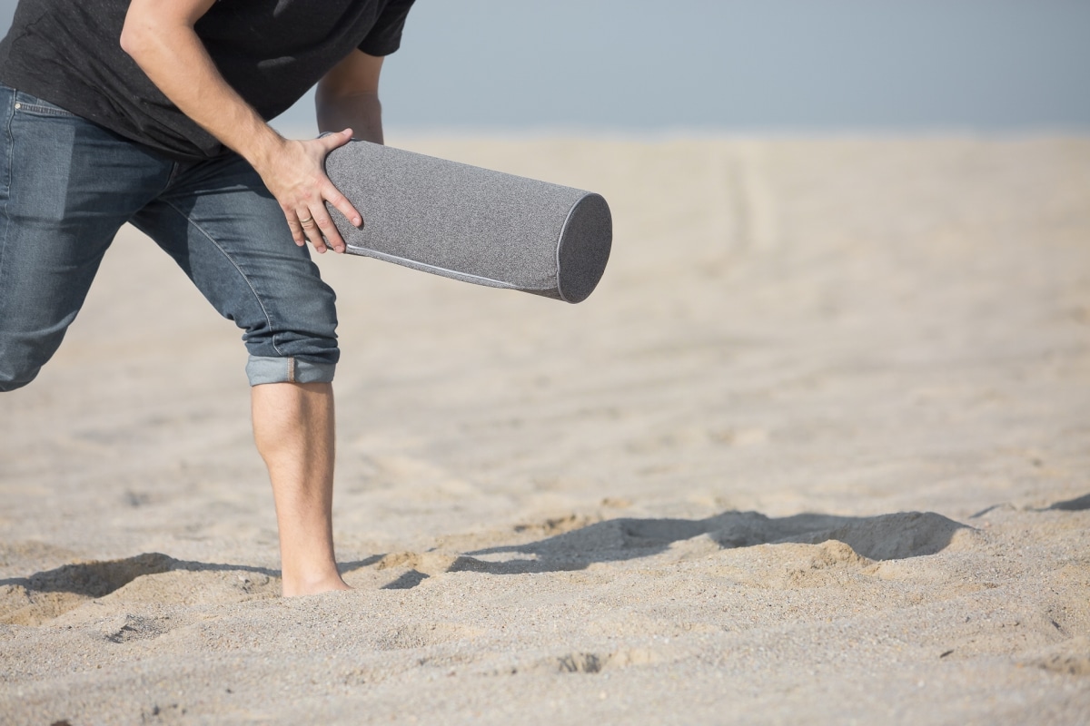 Piasek, słońce i produkty. Sesja fotograficzna dla Ema Koncept