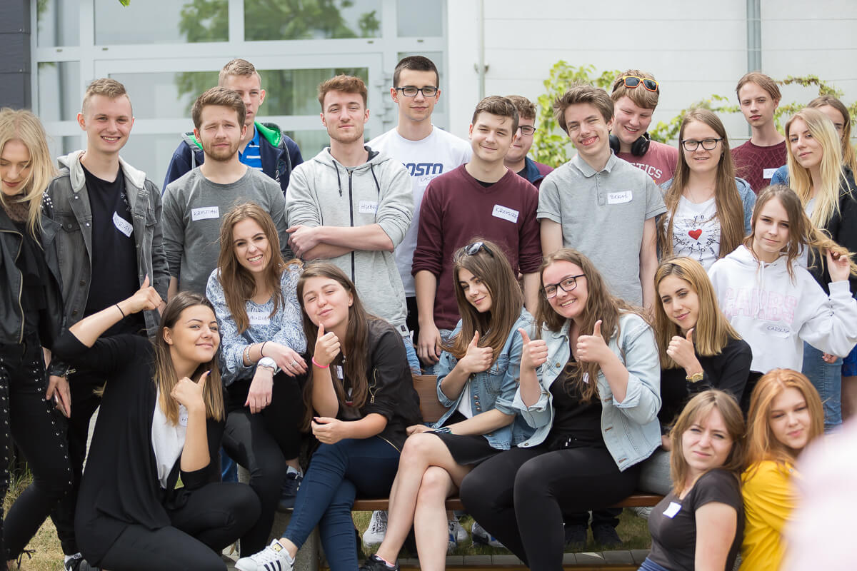 Być czy nie być online?