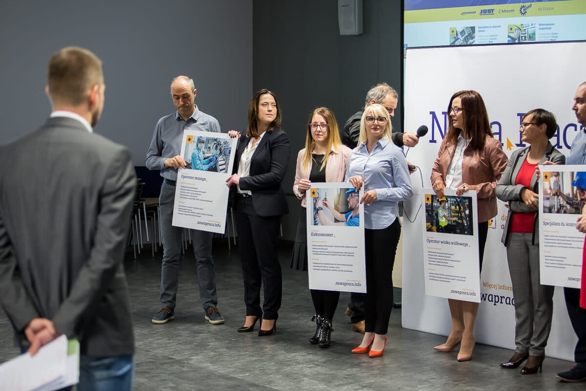 Czy warto być off, by pozostać on?