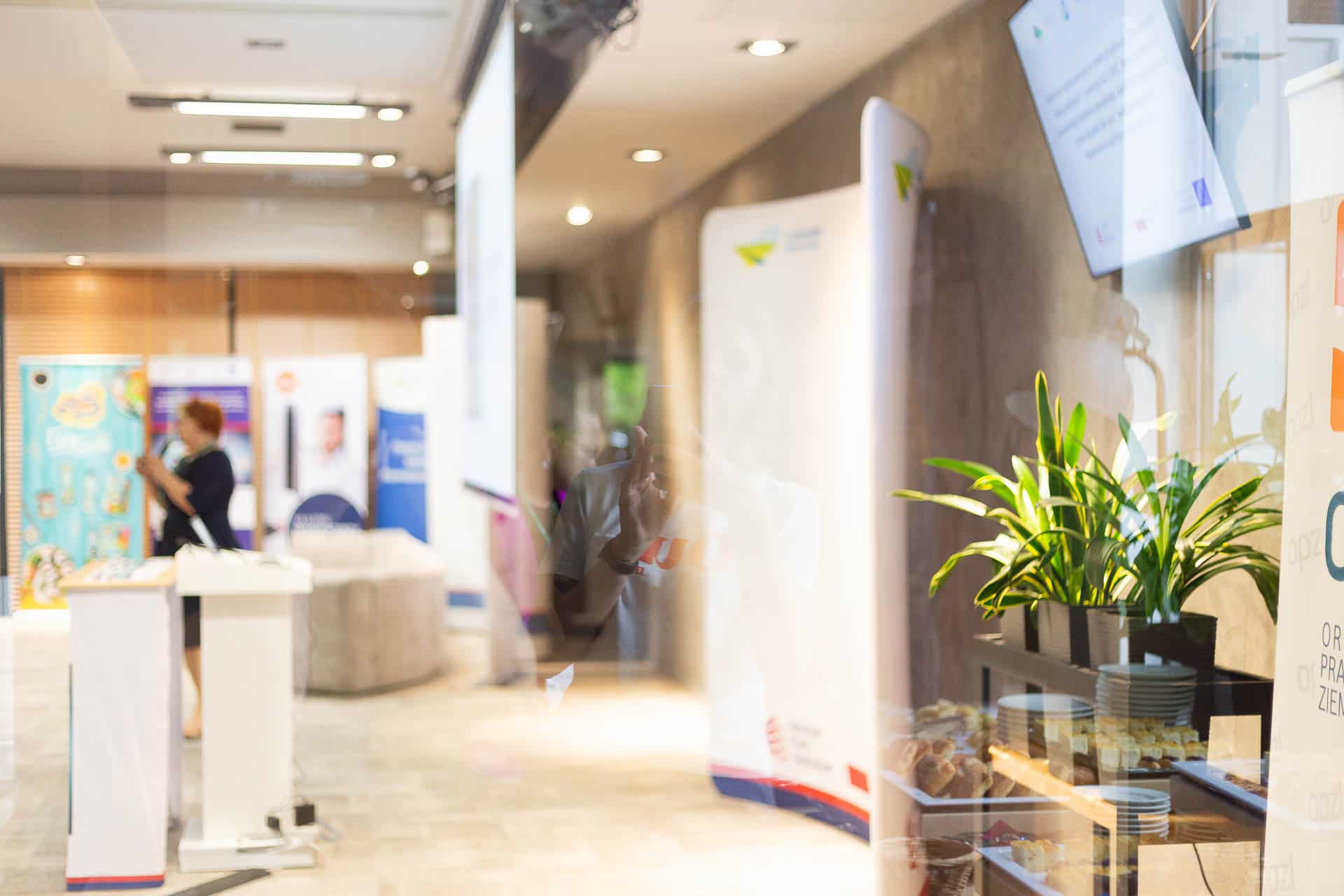 Musimy wymyślić siebie na nowo